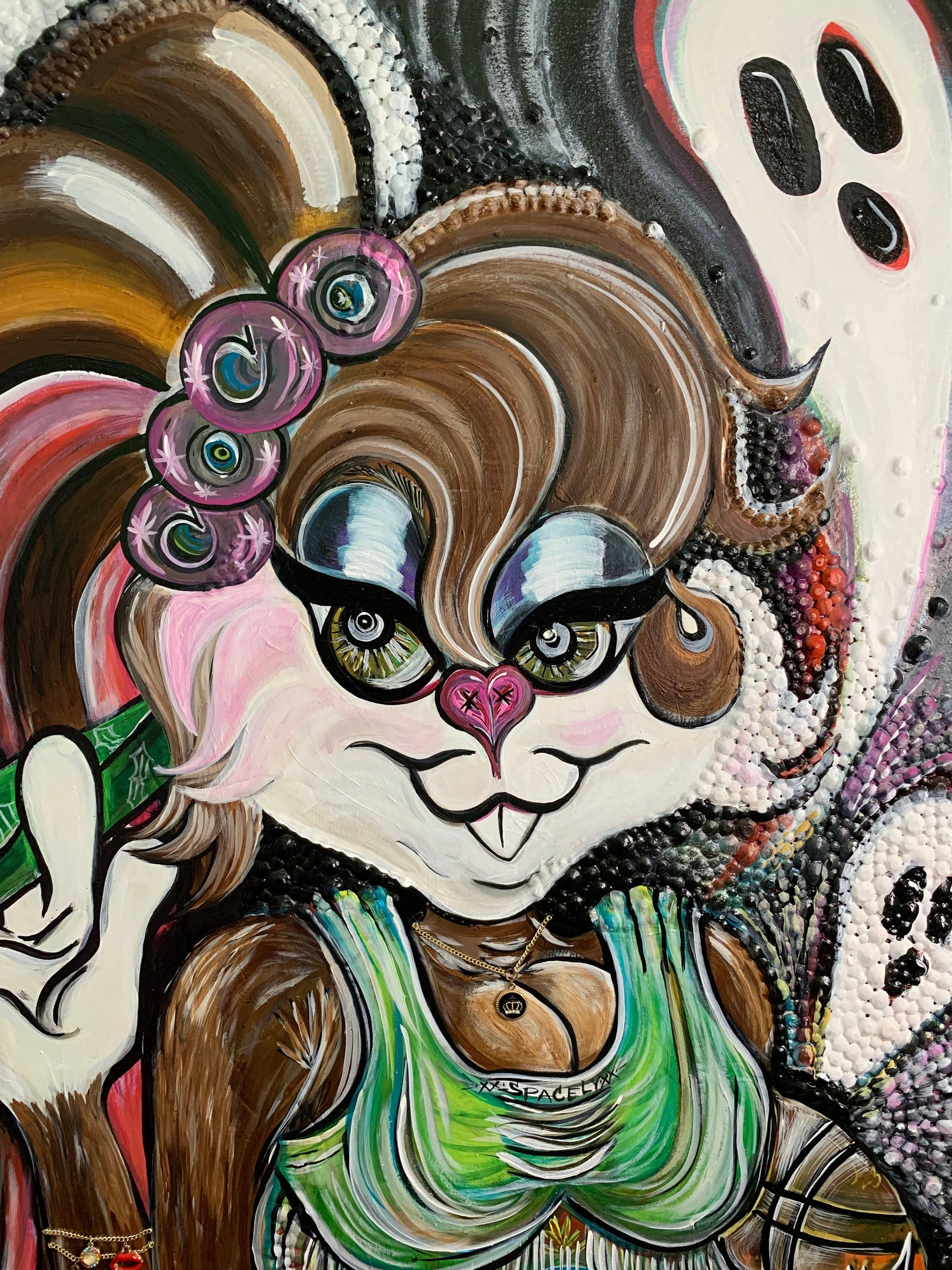 Lola B. smokin' // queen Coco quartz