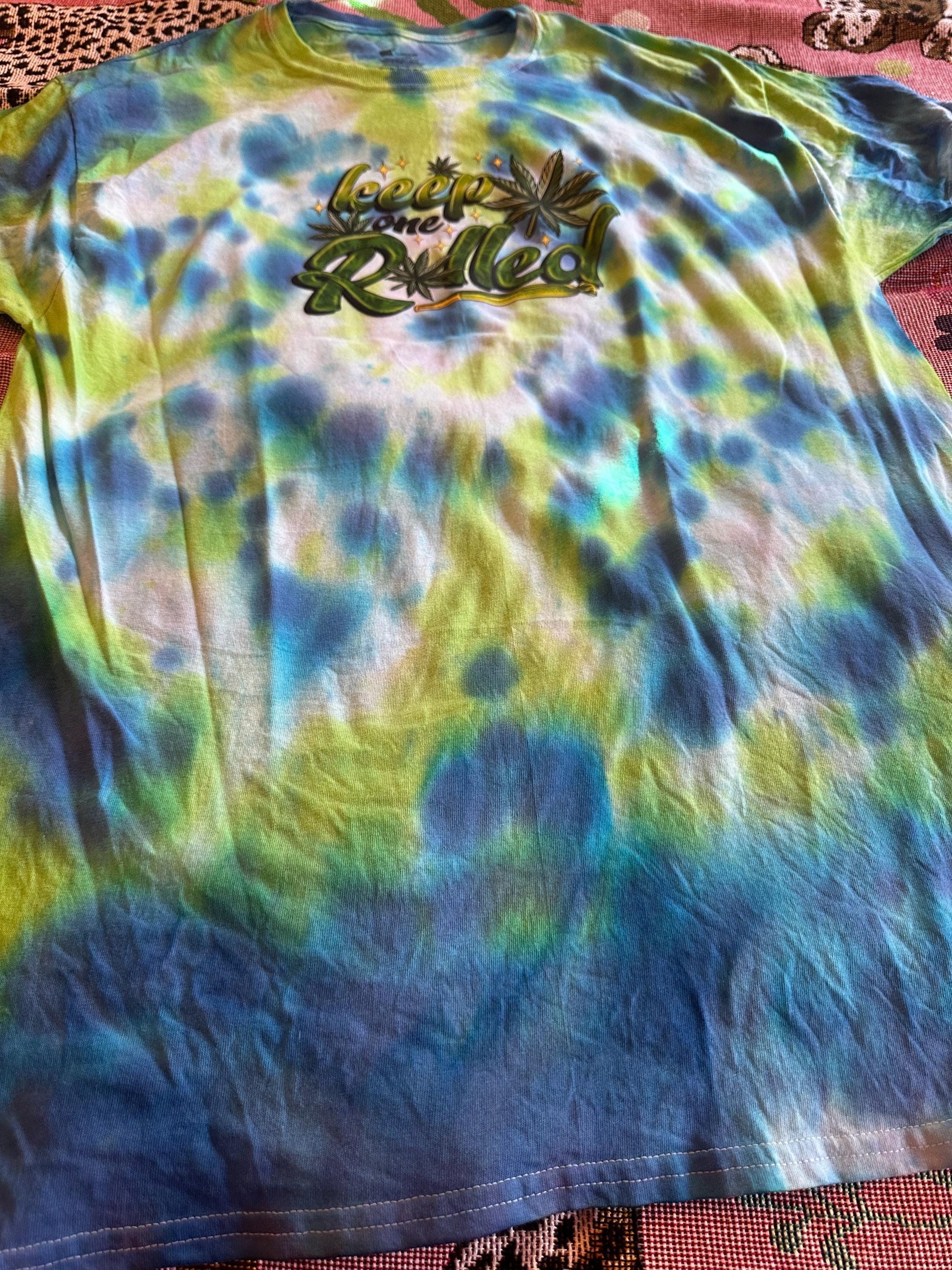 keep one rolled t shirt for 420 stoners essentials 1 of 1